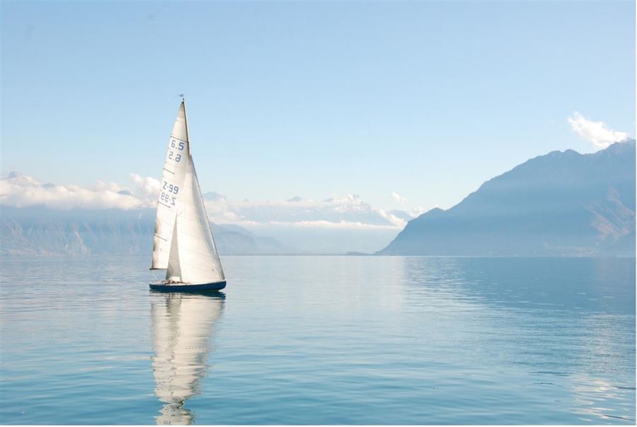 Find et kæmpe udvalg af marineudstyr, herunder bundmaling til både, nu